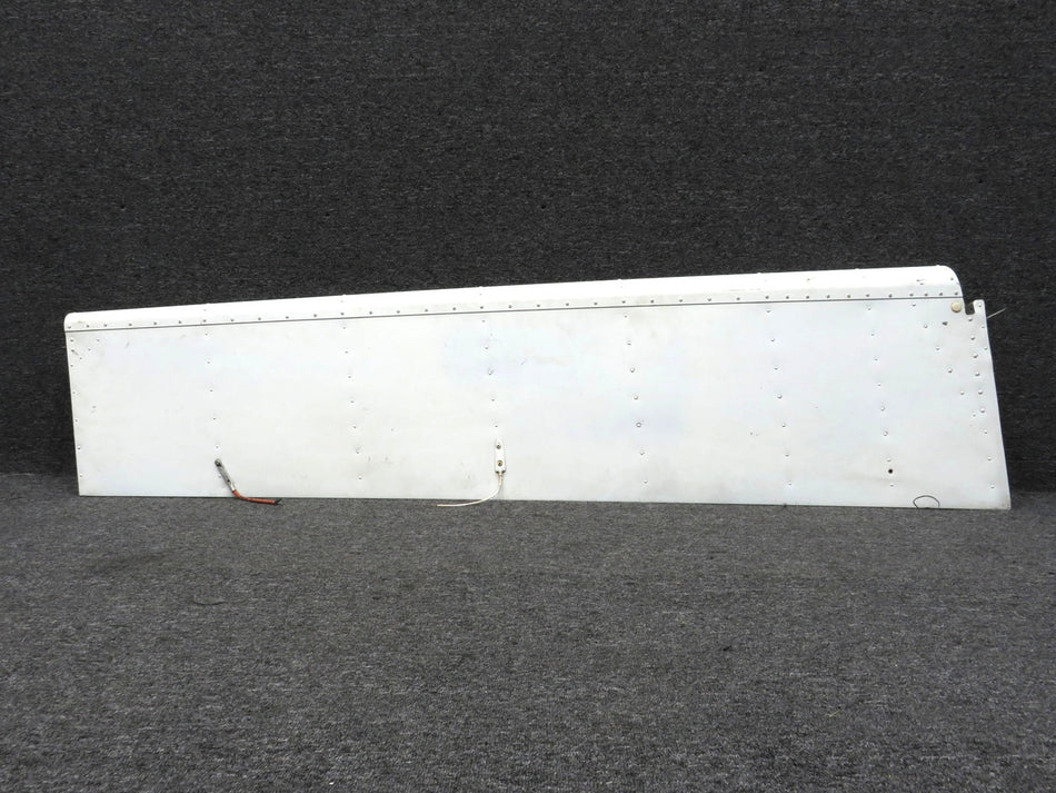 0824000-96 Cessna 320E Aileron Assembly RH