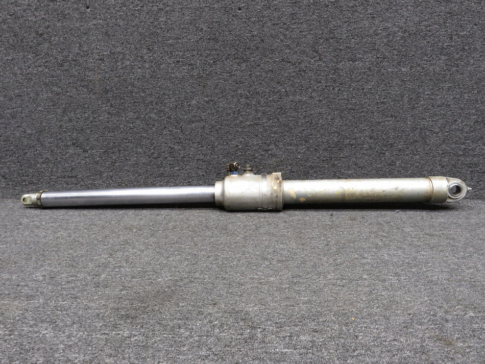 2327100-25 Learjet Main Gear Actuator Assembly (Damaged)