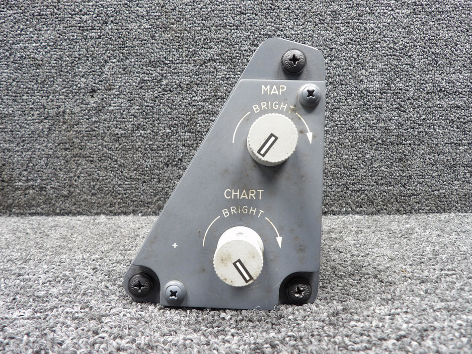 233A7201-103 (Alt: 233A7201-3) Boeing 737-800 Map Light Control Module