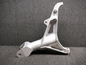 2541040-2 Cessna T303 Main Gear Upper Trunnion RH (Core)