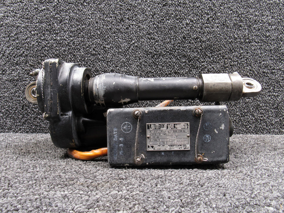 AA-5B Mitsubishi Electric Corp Landing Gear Door Actuator (26V, 18A)