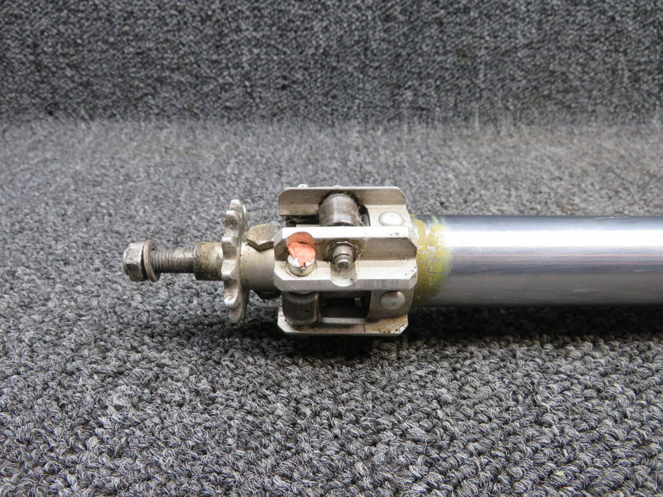 0760640-6 (Use: 1290001K10) Cessna 182K Tube & Bearing Assembly