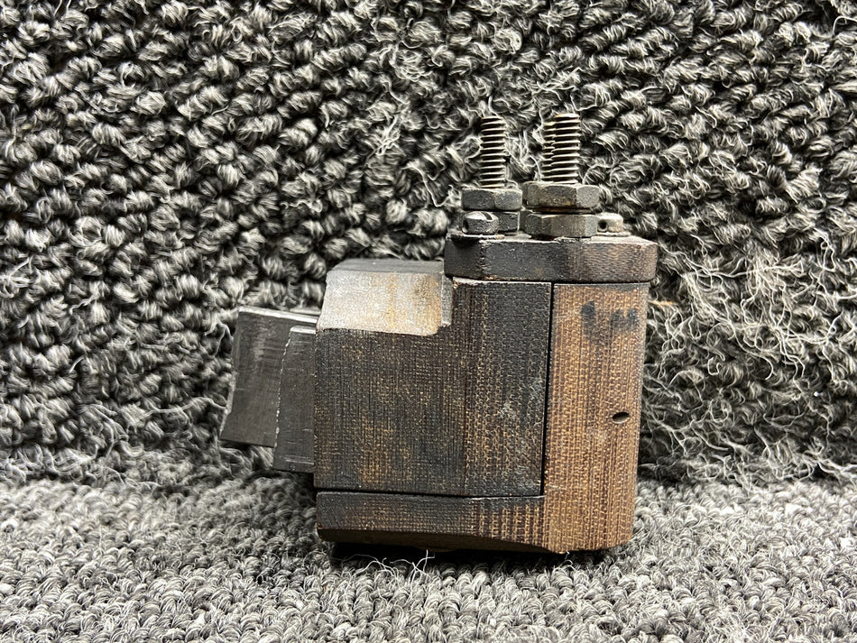 3E2151 Beechcraft B60 Propeller Brush Block Assembly