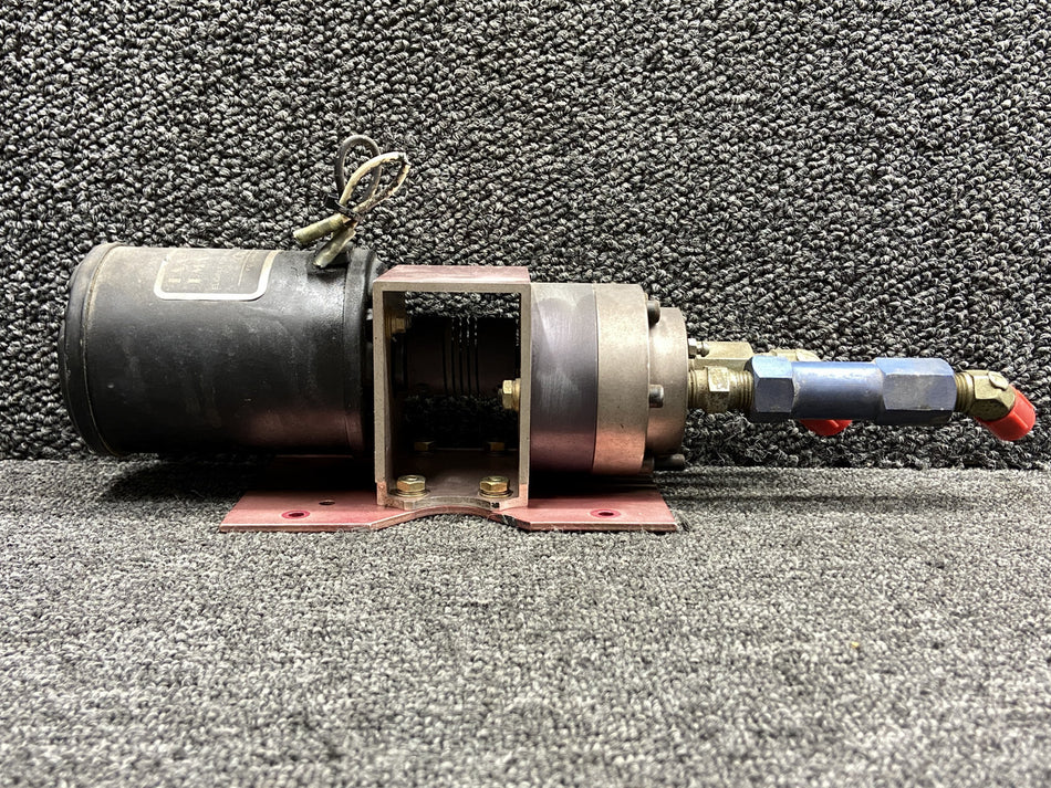 720403-12 Lycoming TIO-541-E1C4 Oilamatic 4100A Hydraulic Backup Pump w Mount