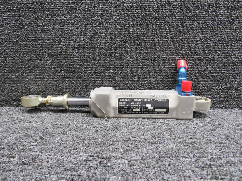 45A65511-52 (Alt: 45AS38401-8) Mitsubishi Hydraulic Master Brake Cylinder