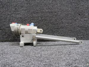 45A65513-32 (Alt: 45AS61021-6) Mitsubishi Flap Cylinder