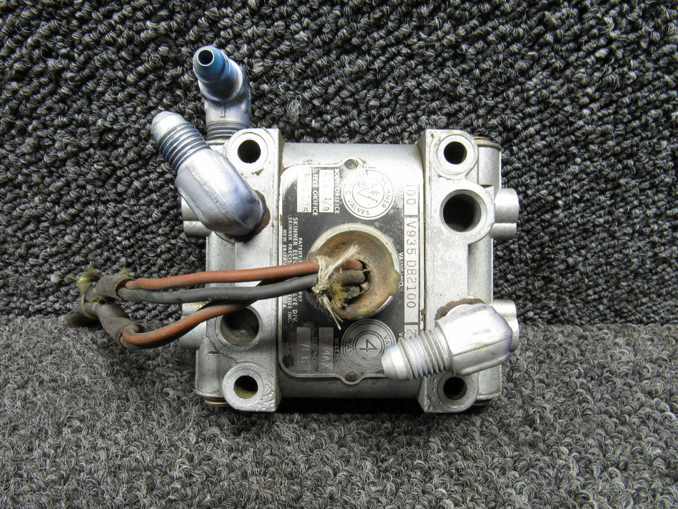 V935DB2100 Skinner Four Way Electric Valve Assembly (24VDC)