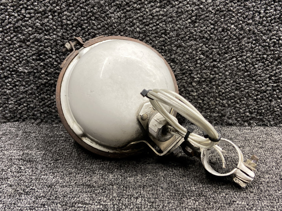 60-369000-140, 60-369000-142 Beech B60 Landing Light Assy RH with Brackets