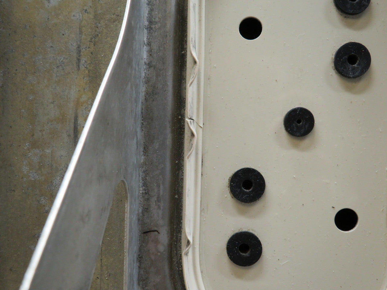 284A1752-2 Boeing 737-800 Sub-Shelf Assembly – BAS Part Sales