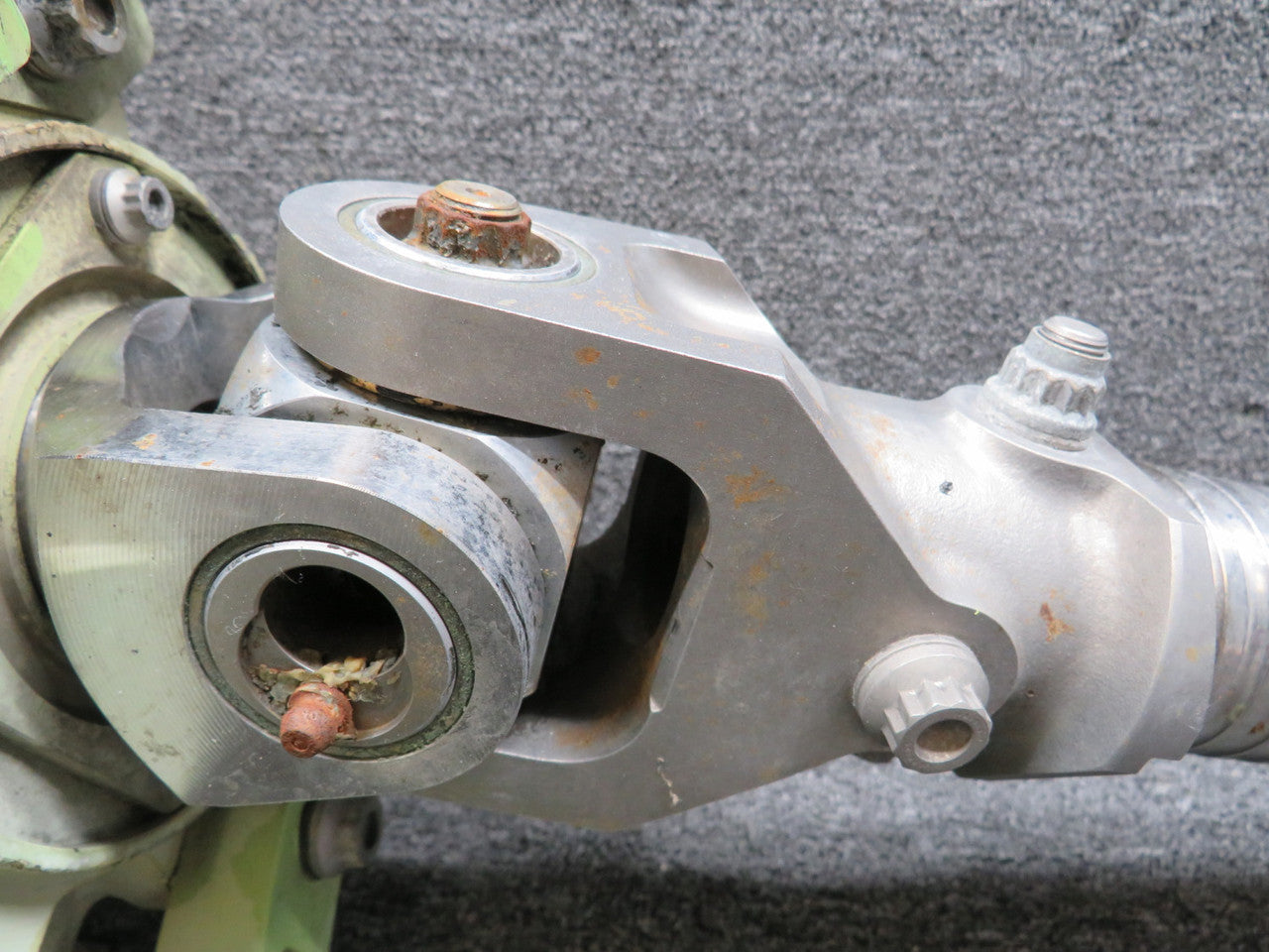 256A3188-5, 256A171-1 Boeing 737-800 Flap Transmission Assembly