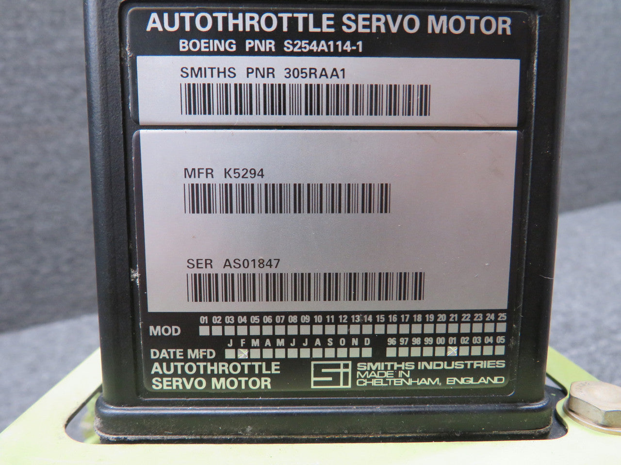 N426 ページ 05088-CU09644003 Kearfott Transmitter Resolver with Motor – BAS