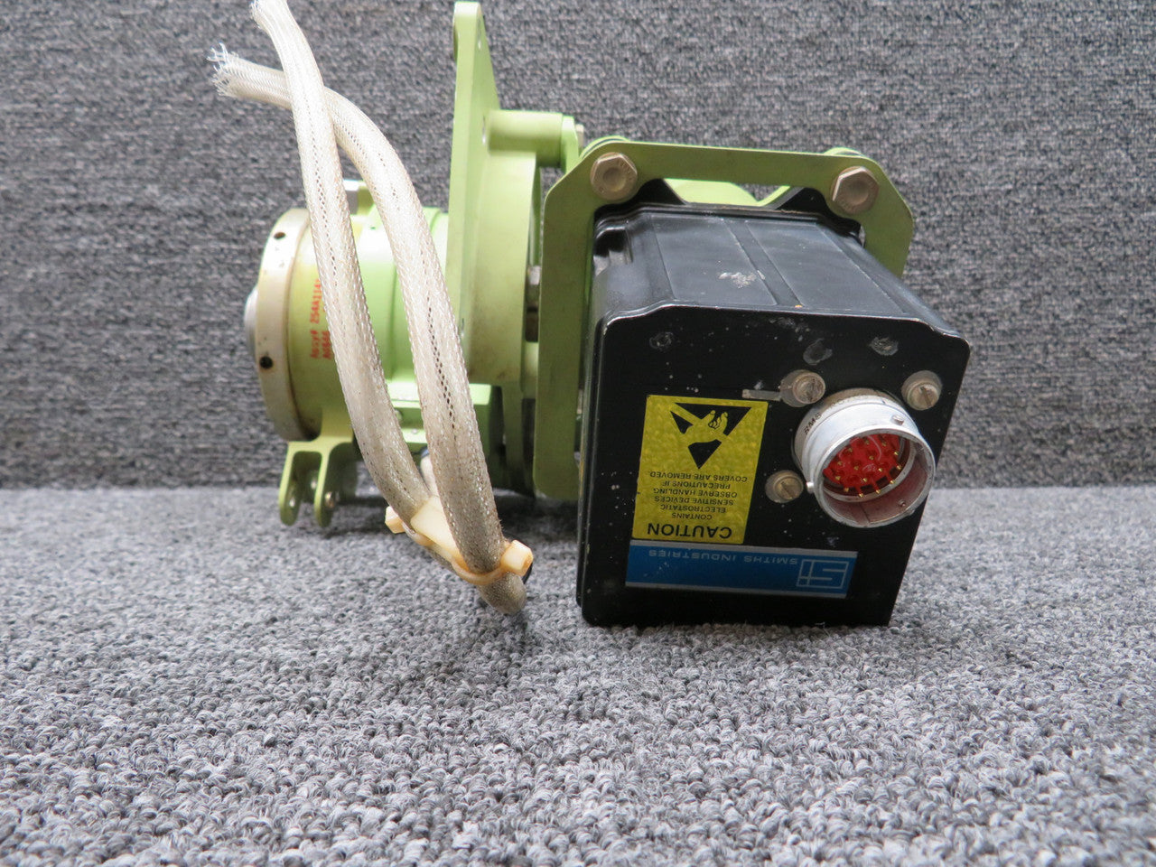 05088-CU09644003 Kearfott Transmitter Resolver with Motor – BAS