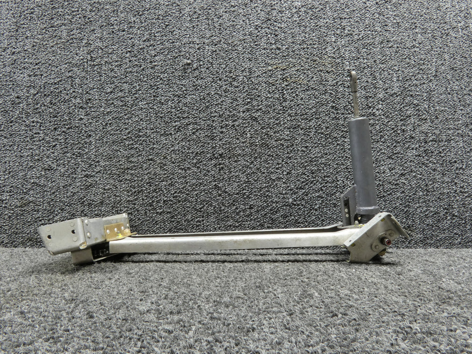 1261466-1 Cessna 210L Rudder Trim Gearbox Assembly (Less Wheel)