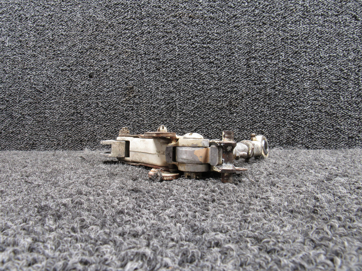 MO060126EC-37SB