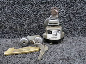 10-357200-12 (Alt: C292501-0101) Bendix Ignition Switch w Locks and Key