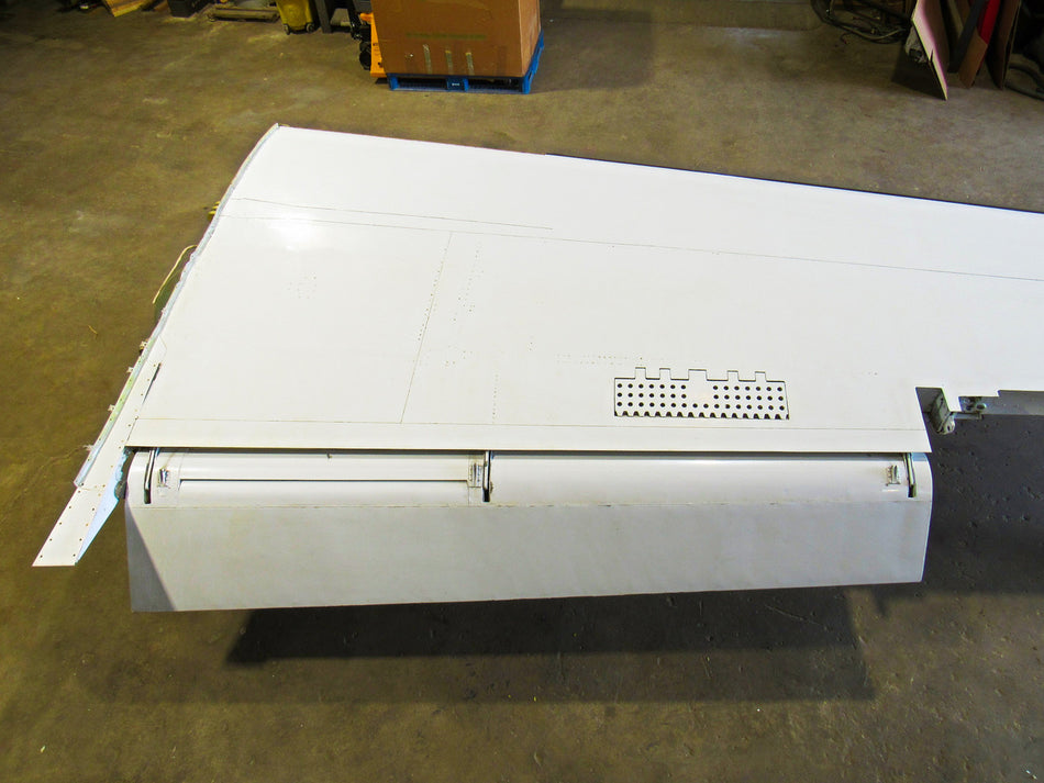 5520000-18 Cessna 501 Wing Assembly RH With Flap and Landing Gear