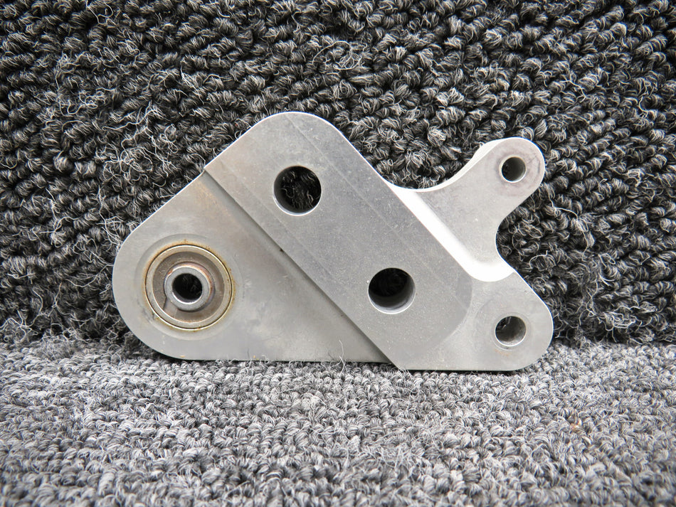 14908-001 Cirrus Aft Elevator Bellcrank