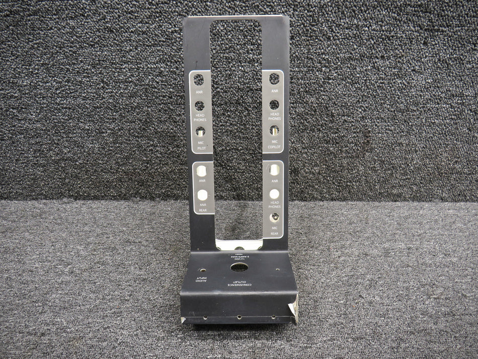 19235-005, 18570-001, 18570-002 Cirrus SR22 Center Console Audio Panel Assembly