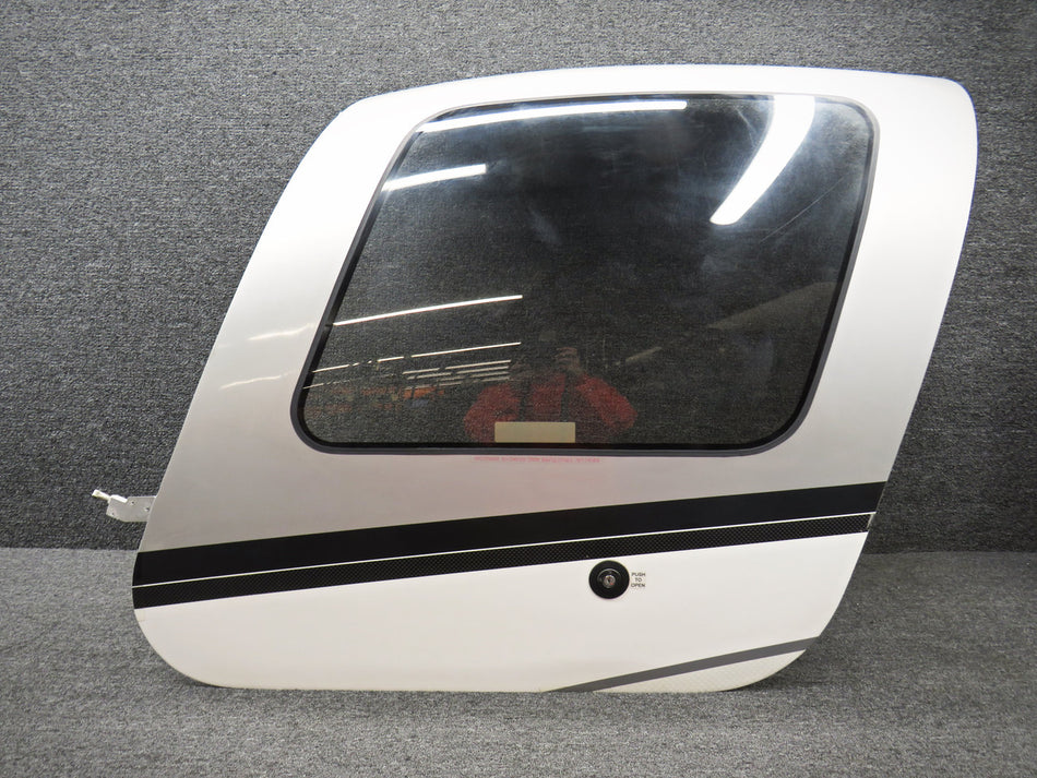 20257-002 Cirrus SR22 Cabin Door Assembly LH