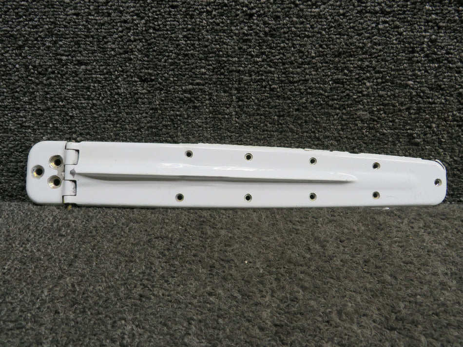 0711037-15, 0711037-17 Cessna Upper Cabin Door Hinge Assembly