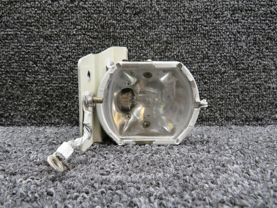30-1095-13 Beechcraft King Air 200 Recognition Light Assembly with Revision LH