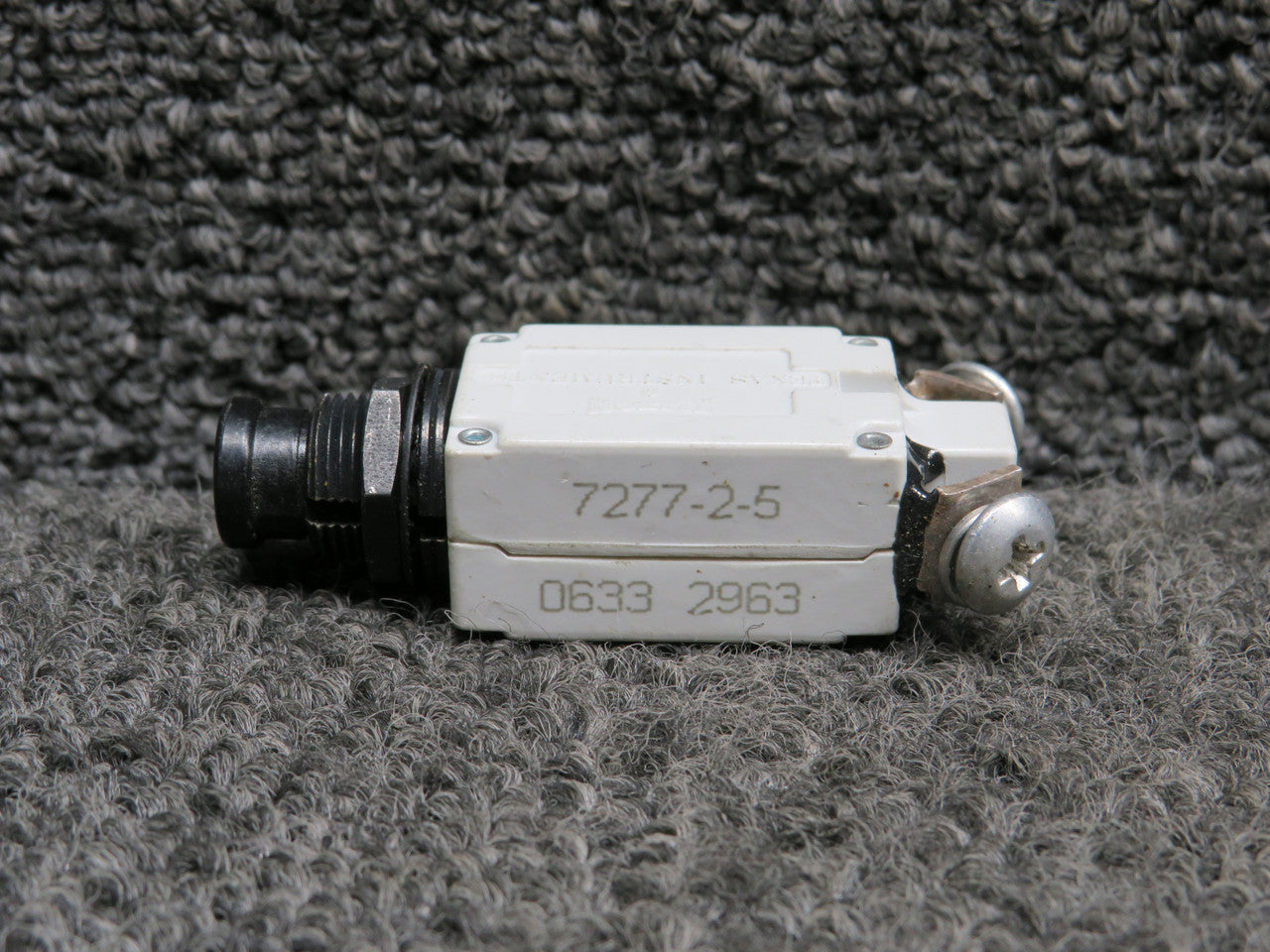 7274-2-15, 7277-2-5, 7277-2-4 Klixon Push Breakers Set of 10 (Amps