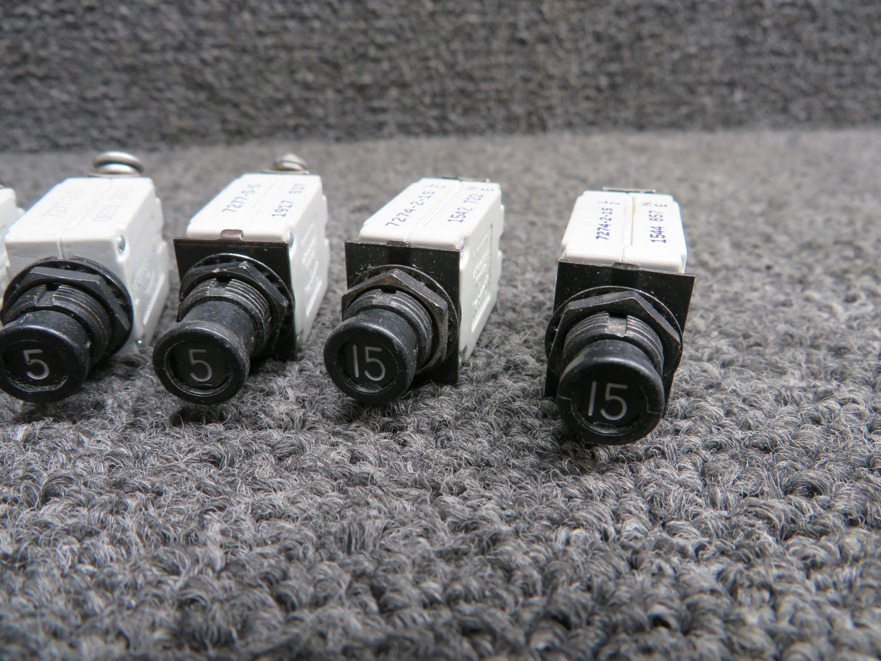 Ron゜ページ 7274-2-15, 7277-2-5, 7277-2-4 Klixon Push Breakers Set of 10 (Amps