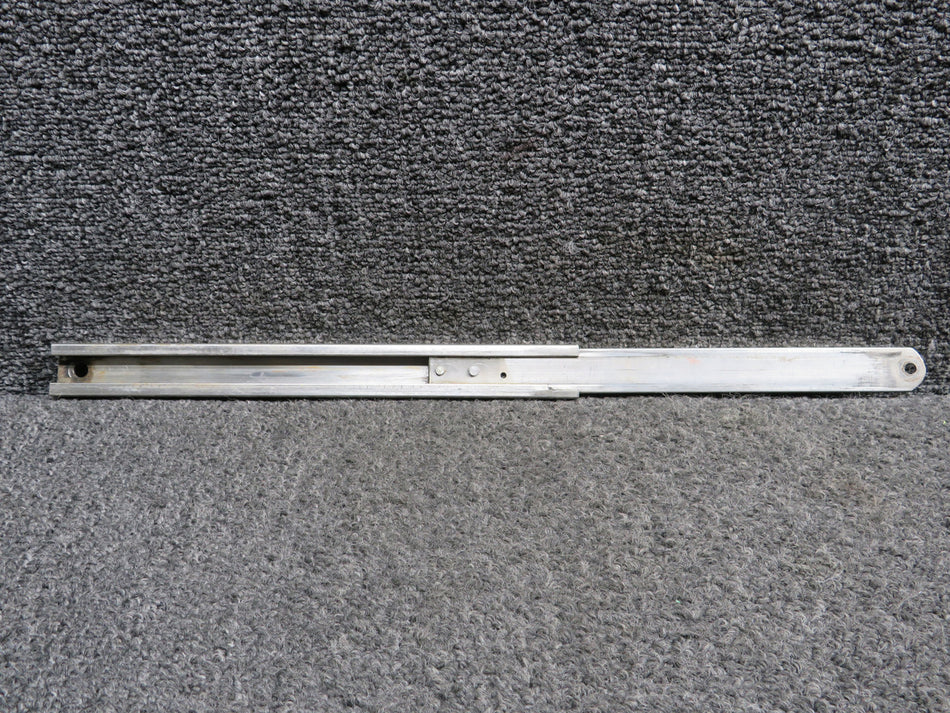 32395-000 Piper PA23-250 Baggage Door Holder Assembly Aft