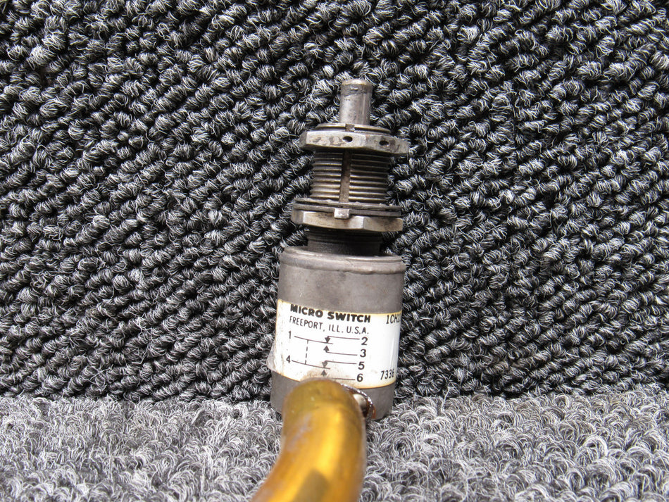 MO051126EC-42SB