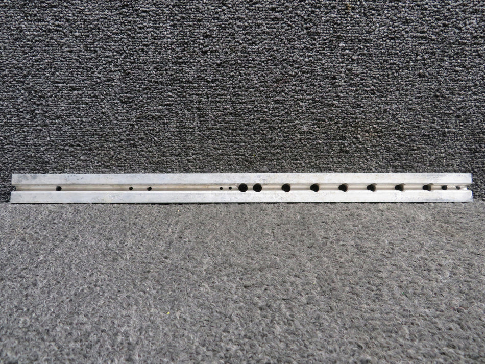 32667-002 Piper PA23-250 Forward Outboard Seat Track
