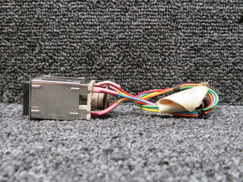 380-0843-001, 700-0843-001 Korry NL-GS Arm, NL-GS Cap Annunciator Switch