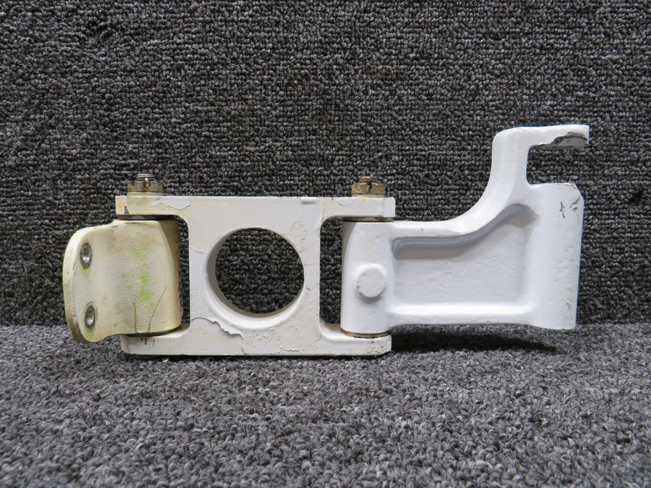 101-820014-1 Beechcraft King Air 200 Nose Gear Steering Idler Link Assembly