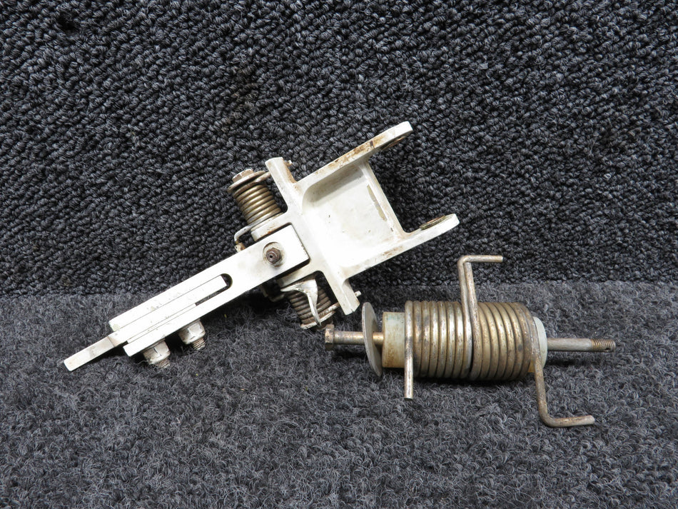 60-810083-10 Beechcraft 58P Leg & Support RH
