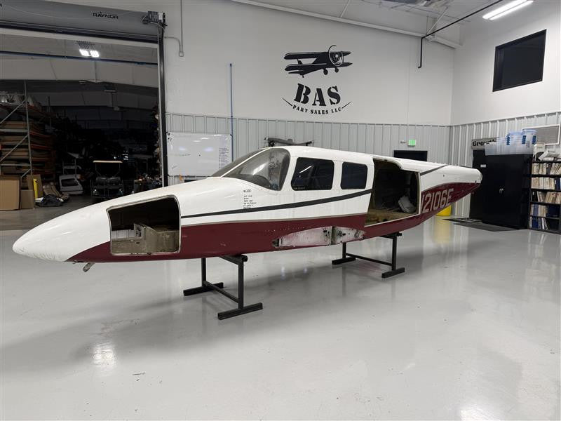 Piper PA34-200T Fuselage with Bill of Sale, Airworthiness, Data Tag & Logbooks