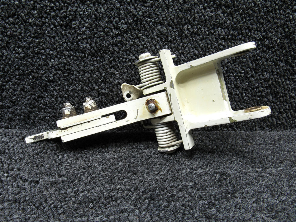MO043026AC-06AS
