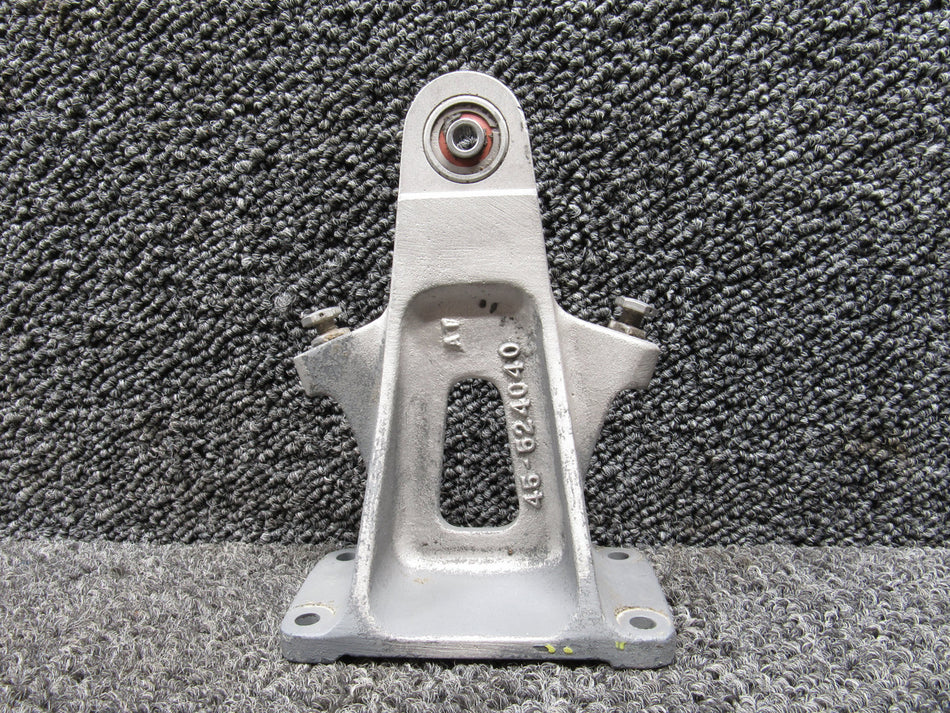 95-524039-1 Beechcraft Lower Rudder Hinge