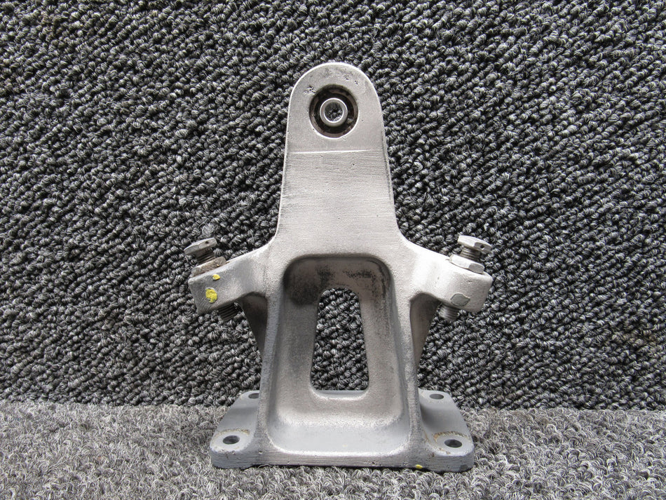 95-524039-1 Beechcraft Lower Rudder Hinge