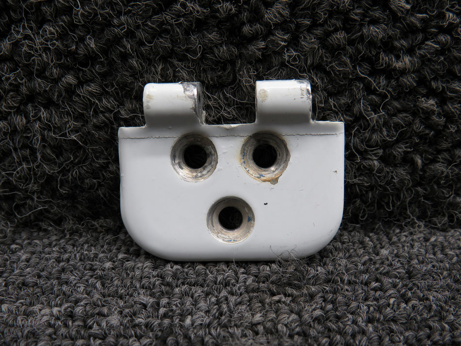 0711037-14 Cessna TR182 Cabin Door Upper Stationary Hinge RH