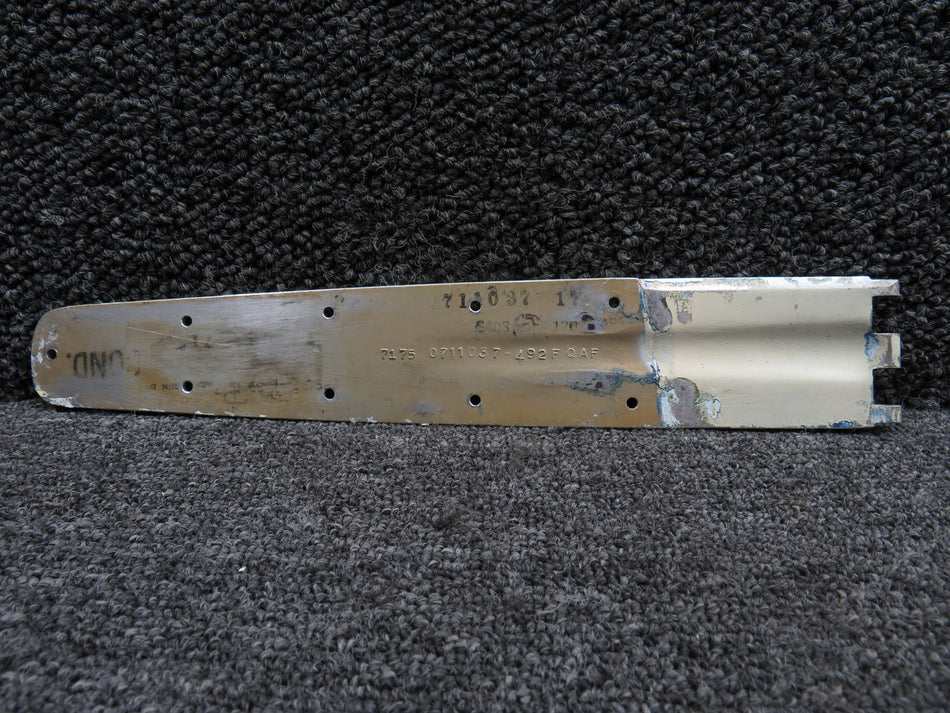 0711037-17 (Cast: 0711037-492F) Cessna TR182 Cabin Door Upper Hinge LH