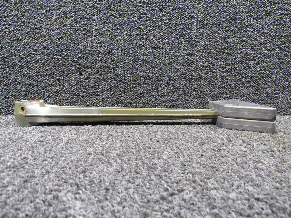 1532009-203, 1532033-1 Cessna P337 Elevator Actuating Arm Assembly LH w Weight