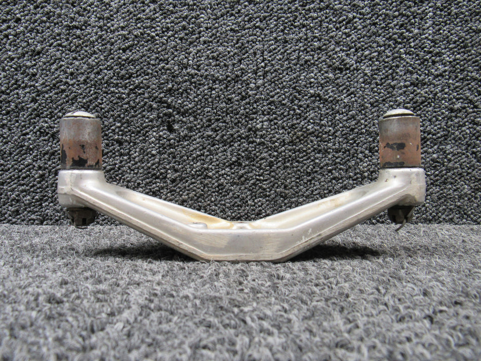 44386-000 (Cast: 44385) Piper PA31-350 Nose Gear Steering Arm w Outer Bushings