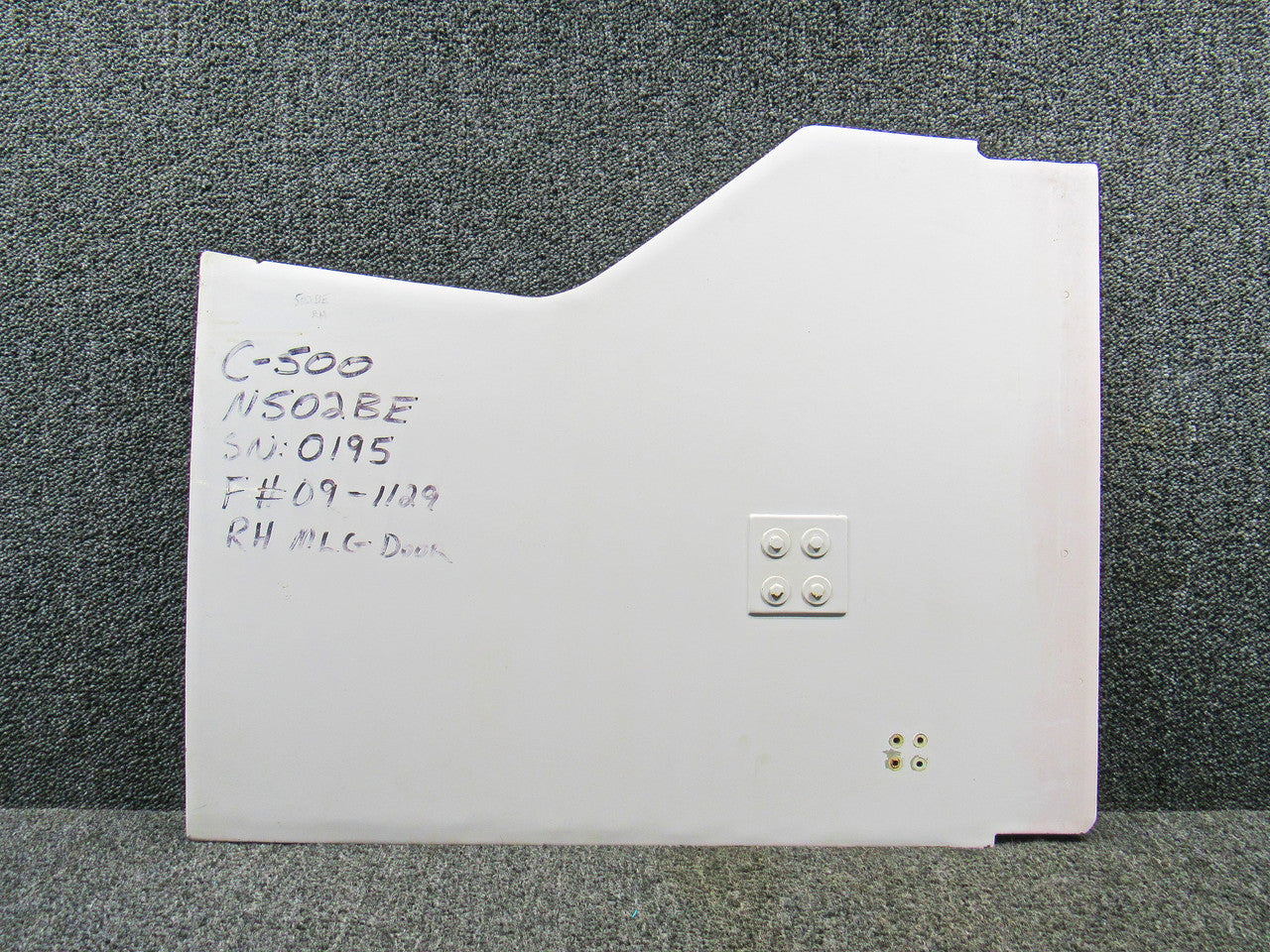 5527000-32 Cessna 500 Main Landing Gear Door RH – BAS Part Sales