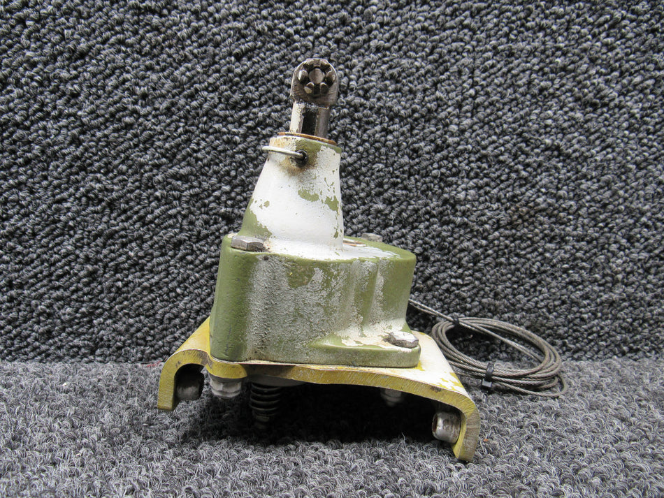 50-524168 Beechcraft Queen Air 88 Elevator Tab Actuator Bracket Assembly LH