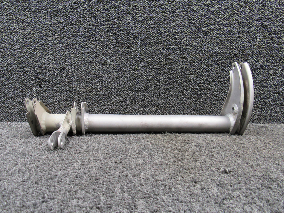 0843510-15 Cessna 310D Main Landing Gear Torque Tube Assembly LH w Fork Bolt