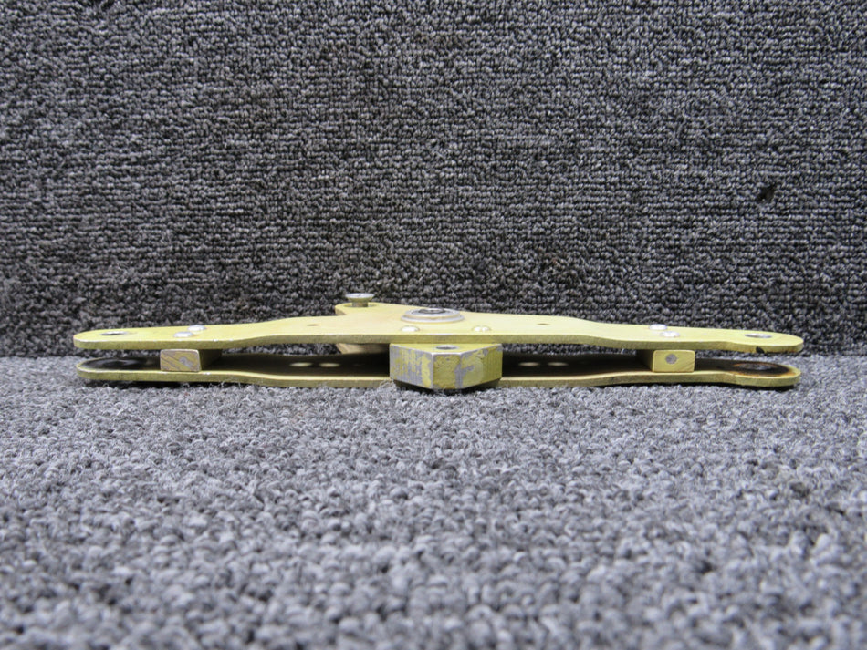 101-521046-1 Beechcraft King Air 200 Aileron Bellcrank Assembly LH
