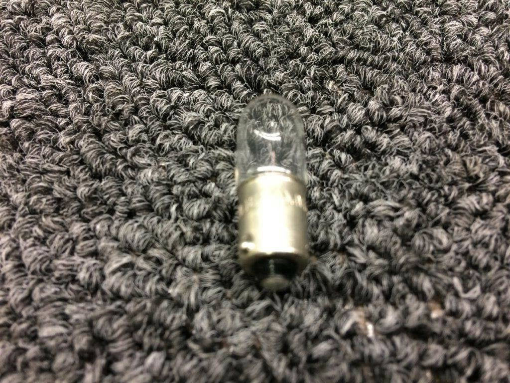 749-1813 Incandescent Lamp (Lot of 64) (CAP) BAS Part Sales | Airplane Parts