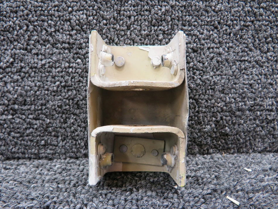 101-130001-353 Beechcraft King Air 200 Aileron Hinge Assembly
