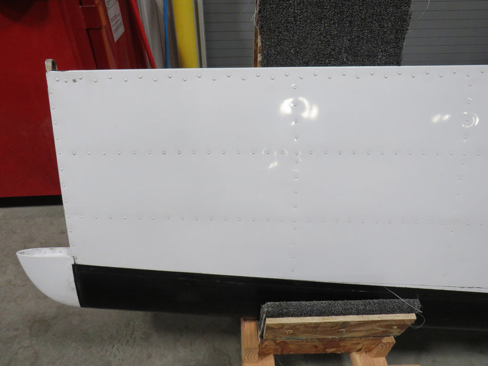 5032000-25 Cessna 421B Horizontal Stabilizer w De-Ice Boot (Hail)