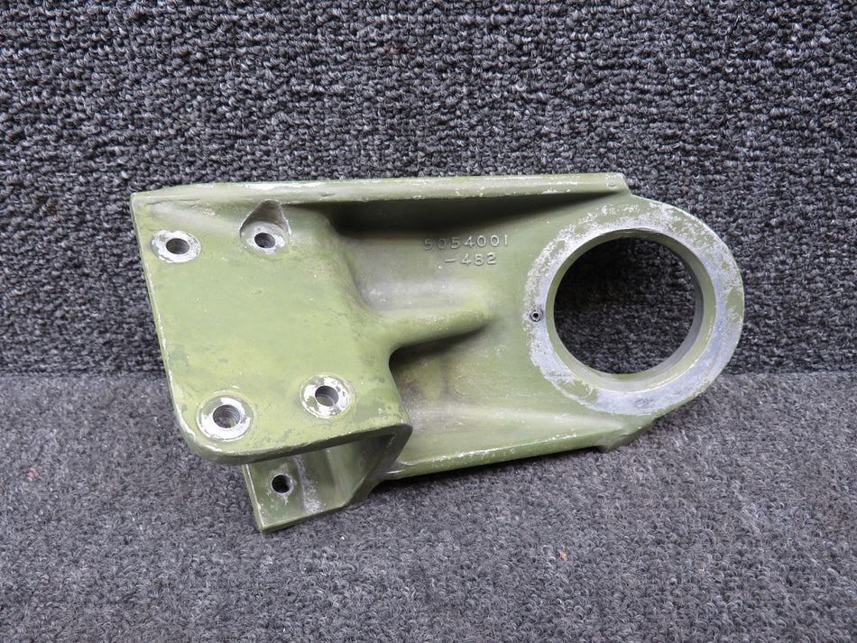 5054001-2 (Cast: 5054001-482) Cessna 421B Engine Mount Forward RH