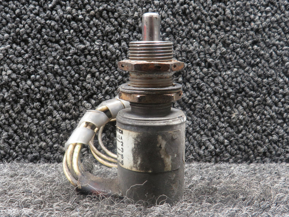1CH21-4 (Alt: 487-862) Micro Switch Piper PA31-310 Main Landing Gear Switch LH
